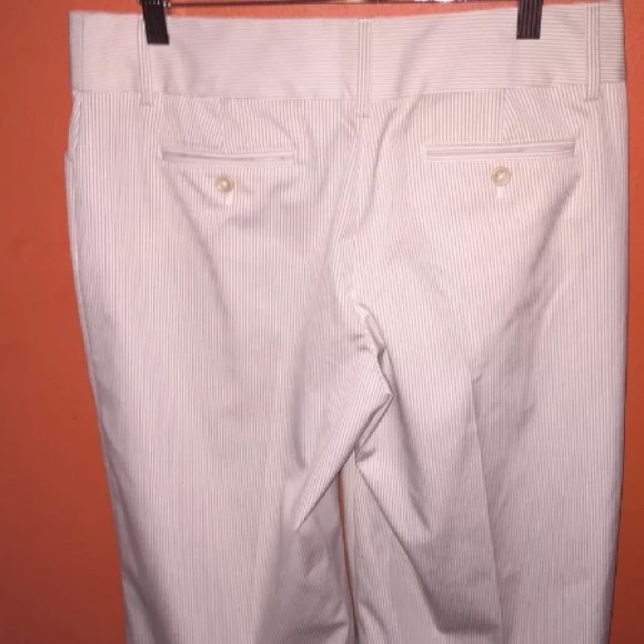 EXPRESS~Seersucker Stripe Cropped Capri Pants~8 - Picture 2 of 8